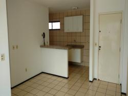 Apartamento para Locação em Fortaleza - 2
