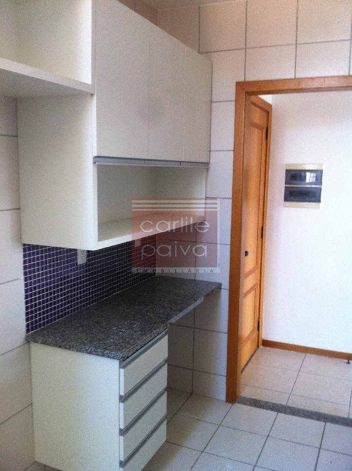 Apartamento para alugar com 2 quartos, 72m² - Foto 7