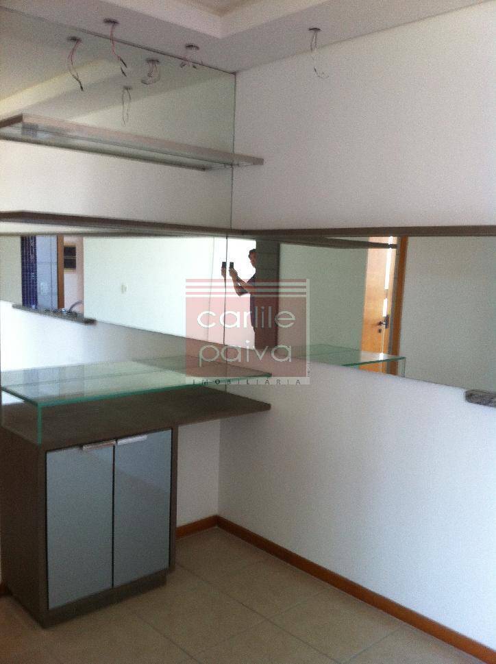 Apartamento para alugar com 2 quartos, 72m² - Foto 9