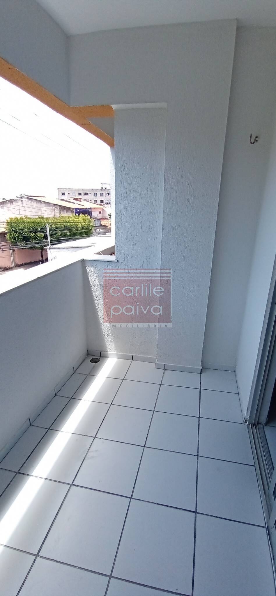 Apartamento à venda com 2 quartos, 75m² - Foto 2