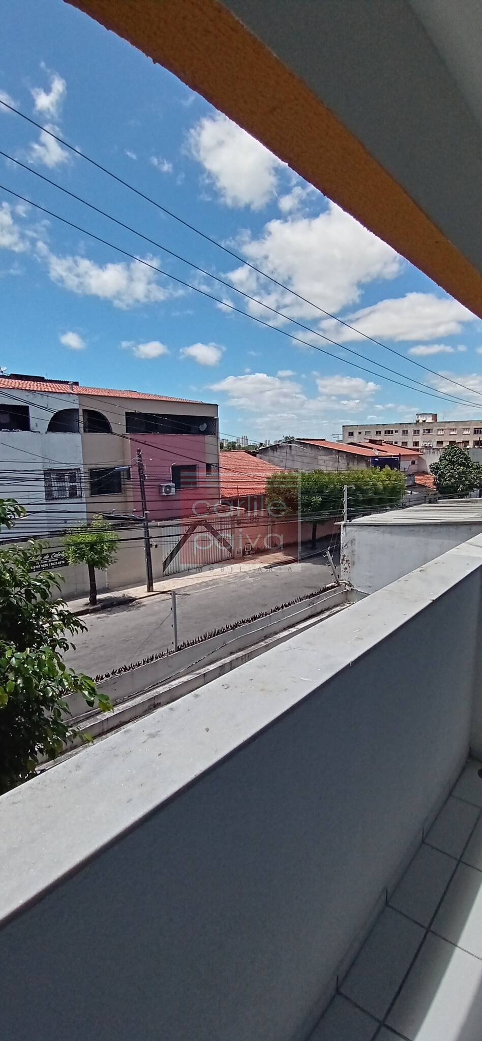 Apartamento à venda com 2 quartos, 75m² - Foto 1