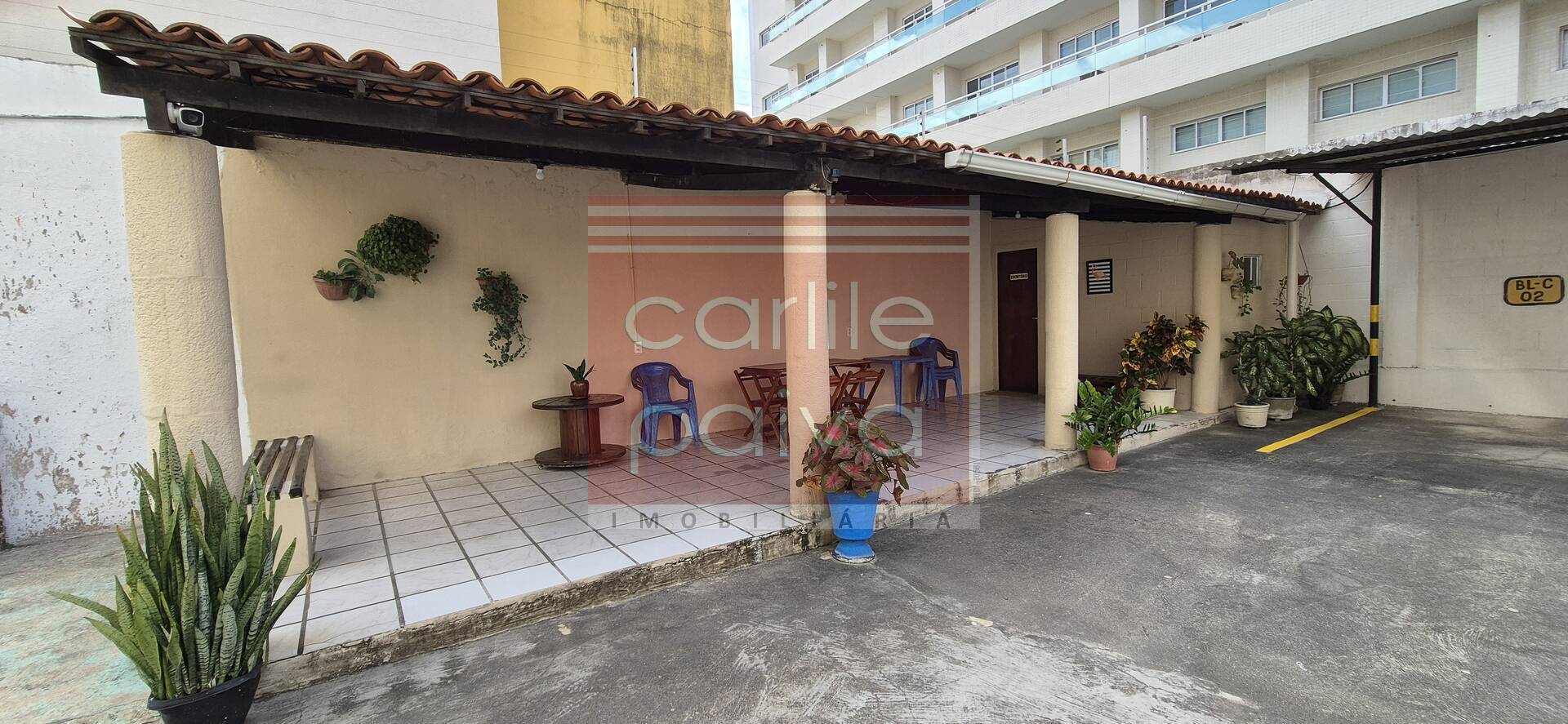 Apartamento para alugar com 3 quartos, 85m² - Foto 2